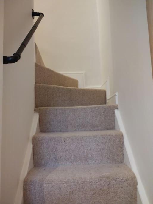 Holiday home The Cobbles - Central, Parking, Netflix & Woodburner Hebden Bridge